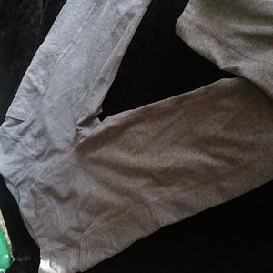 ATHLETIC WORKS LEGGINGS GRAY IN COLOR SIZE M(8-10)